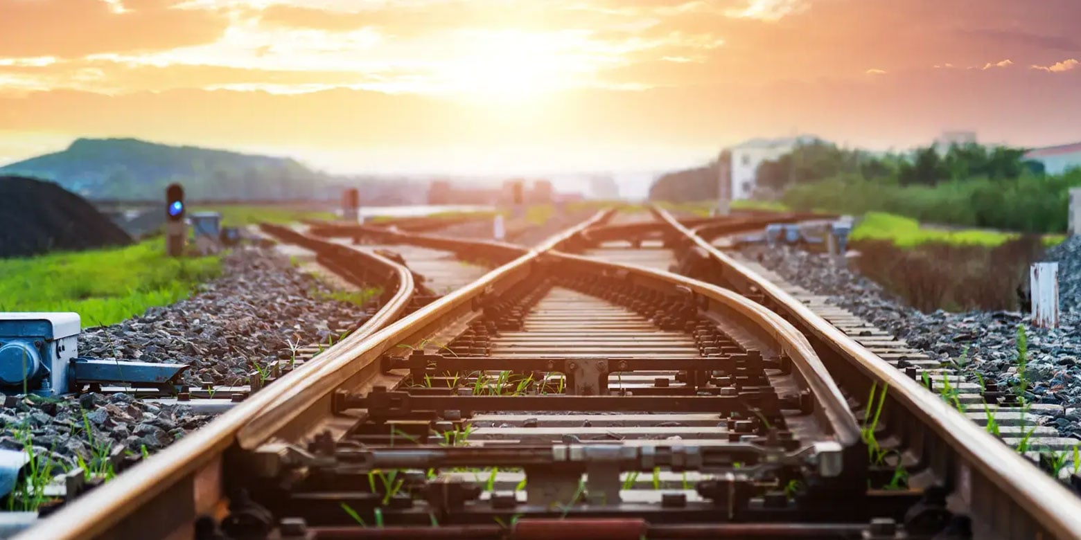 Railroad tracks splitting direction